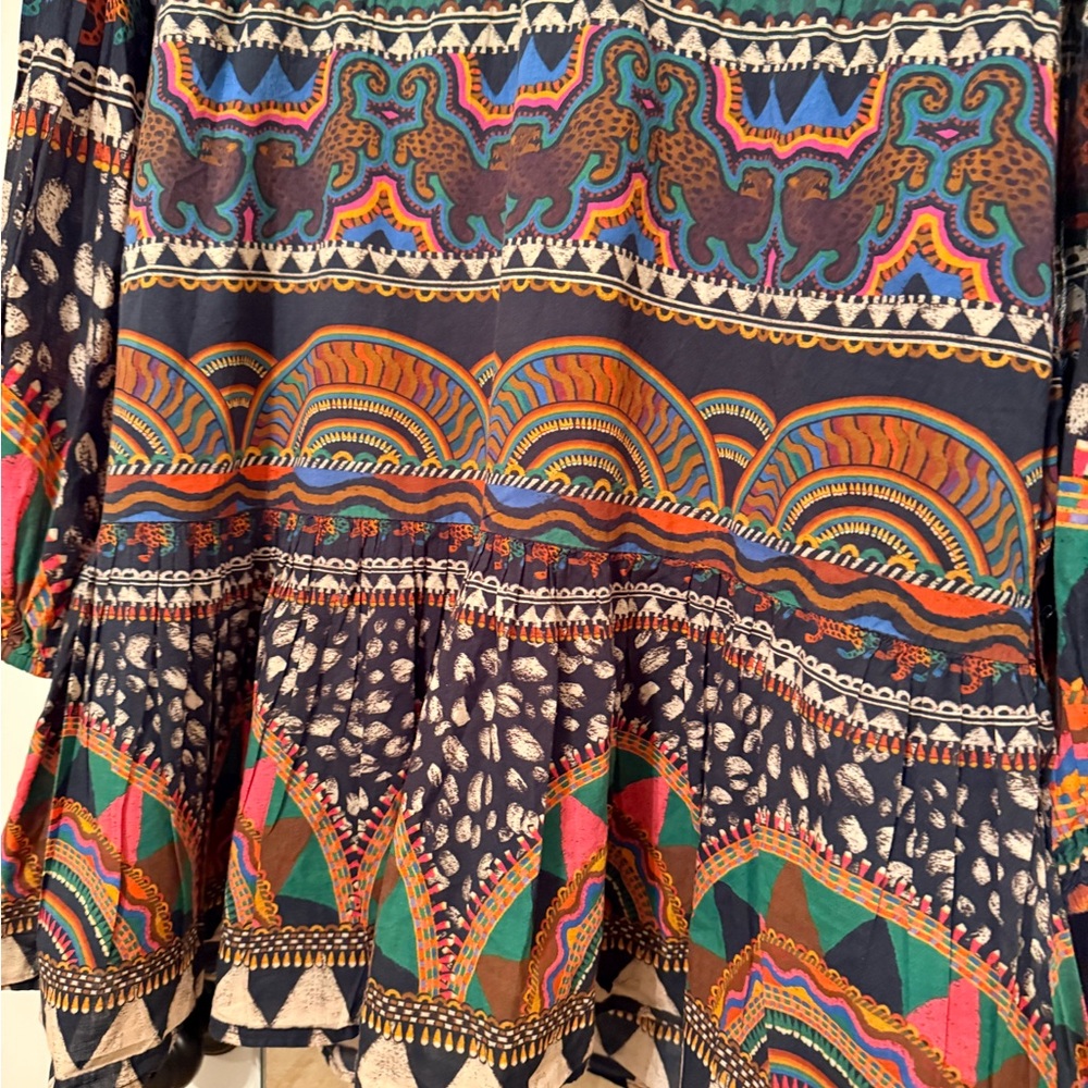 FARM Rio Multicolor Geometric V-Neck Dress - Picture 7 of 13